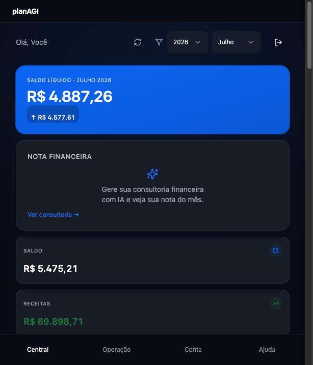 Dashboard Central do planAGI mostrando saldo, receitas e despesas do mês, em visualização mobile